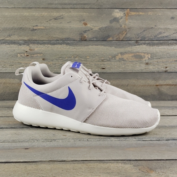 nike roshe one desert sand